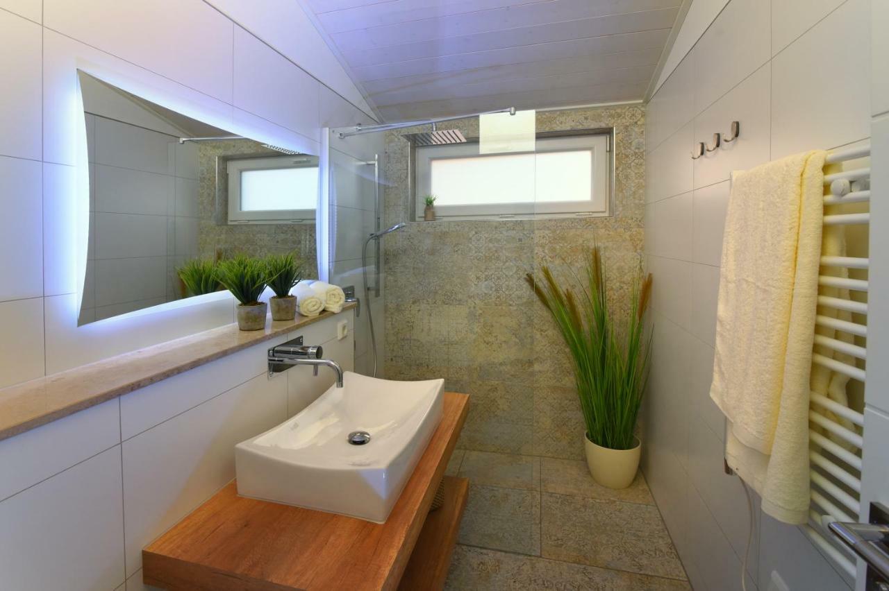 Petit-Chalet Am Hainer See Rotha ภายนอก รูปภาพ
